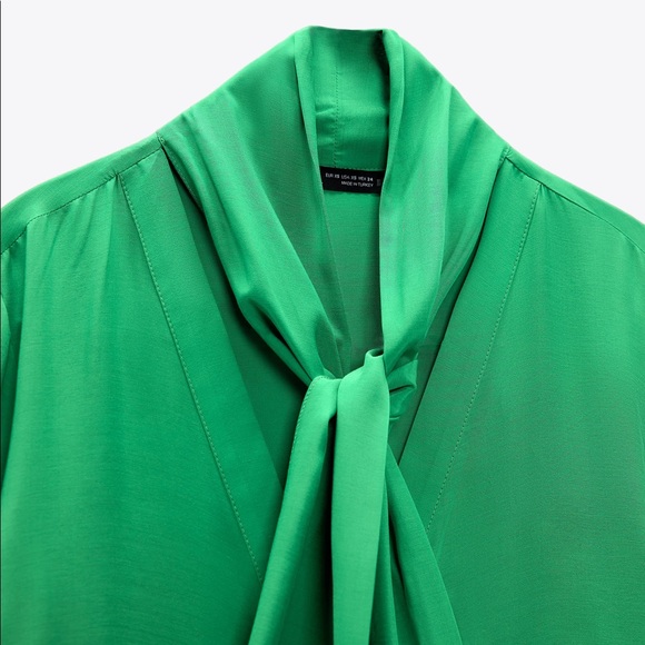 ZARA Tied Blouse - Picture 3 of 4